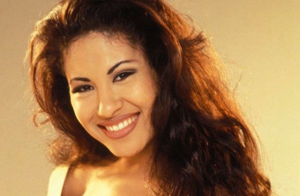 Aparece imagen de Selena Quintanilla sexy y en nude - El Diario NY