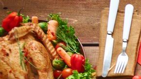 Para muchas familias es una ocasión casi obligada para reunirse en torno a la mesa.