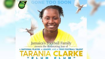 Tarania Clarke, integrante de la Selección de Jamaica fue apuñalada durante una pelea con otra mujer por un teléfono.