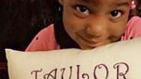 Taylor Rose Williams tiene 5 años.