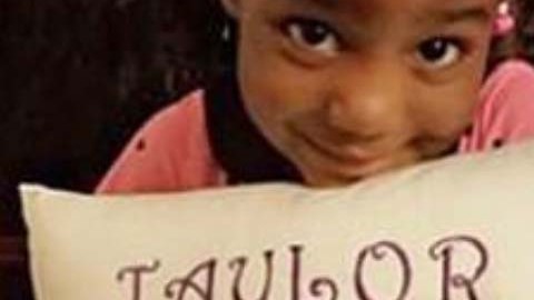 Taylor Rose Williams tiene 5 años.