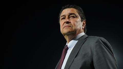 El proyecto de Luis Fernando Tena podría recibir la continuidad en las Chivas de Guadalajara.