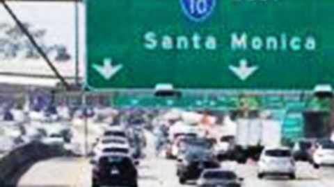 Una cifra récord de personas de California viajarán por el Día de Acción de Gracias.