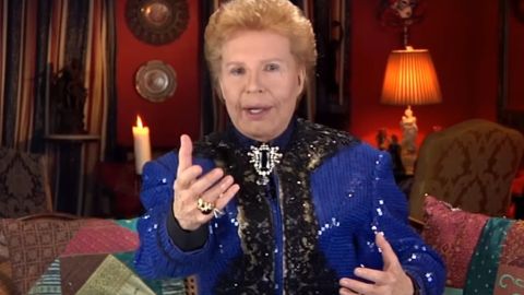 Walter Mercado.