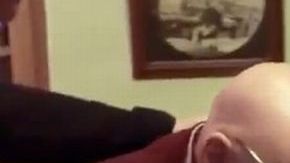 No podía dejar de llorar al ver la sorpresa navideña que recibió.