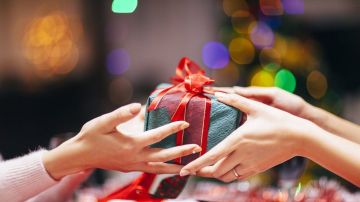 ¿Un regalo costoso siempre será más apreciado? Las pruebas de la ciencia dicen lo contrario.