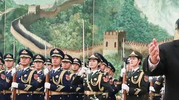 Xi Jinping desplegó la alfombra roja para recibir a Bukele.