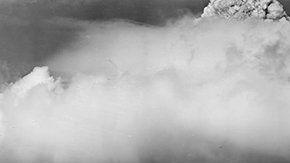 EEUU realizó una prueba nuclear en el atolón de Bikini el 25 de julio de 1946.