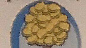 Jesse Fravala con su premio de lotería soñado.