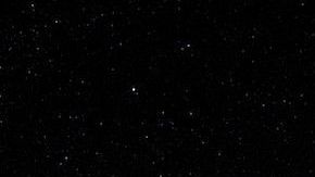 La impresión de este artista muestra el planeta K2-18b, es la estrella anfitriona y un planeta acompañante en este sistema.