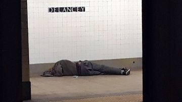 Desamparado en el Metro de NYC