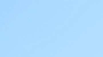 Los manifestantes no consiguieron entrar a los principales edificios de la embajada.