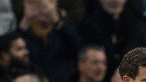 El Burnley Football Club se pondrá en contacto con el adolescente y su familia, con el objetivo de un programa educativo obligatorio.