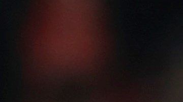 Los seguidores volvieron loco al delantero de la Juventus. Hasta tres de ellos saltaron al césped para ver y toca al crack.