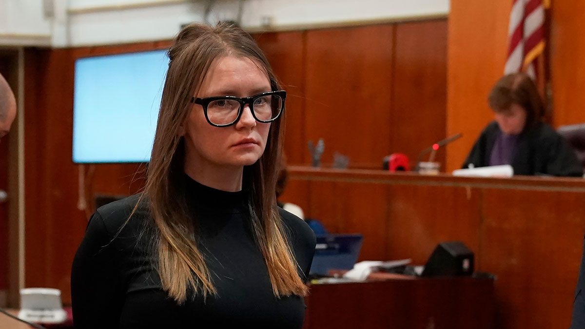 Anna Sorokin durante su juicio.