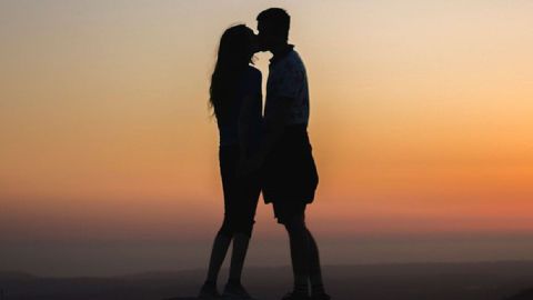 Este sitio facilita el proponerle a alguien iniciar una relación extramarital.