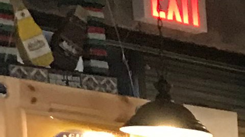 María González y Ramón Polando (izq.) y Lydia DeJesus, en las fotos durante los eventos de la semana pasada de NY State of Health en Brooklyn y Queens