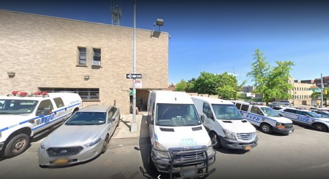 Comisaria 71 NYPD, Crown Heights (Brooklyn).