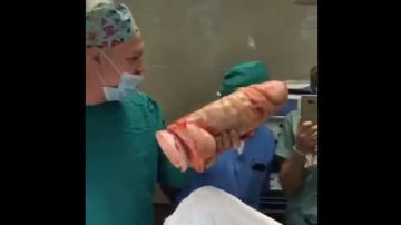 El paciente calificó de poco éticos a los médicos por este video.