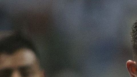 El defensa central llegará al conjunto universitario a préstamo por un año.