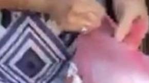 Mencho reparte regalos