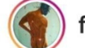 En redes sociales se difundió una pintura de un hombre desnudo con una máscara del Santo