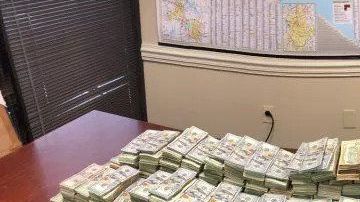 Detuvieron el tráiler por cometer infracciones al volante.