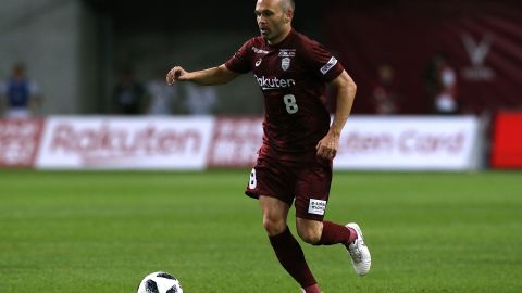 Iniesta juega en el Vissel Kobe.