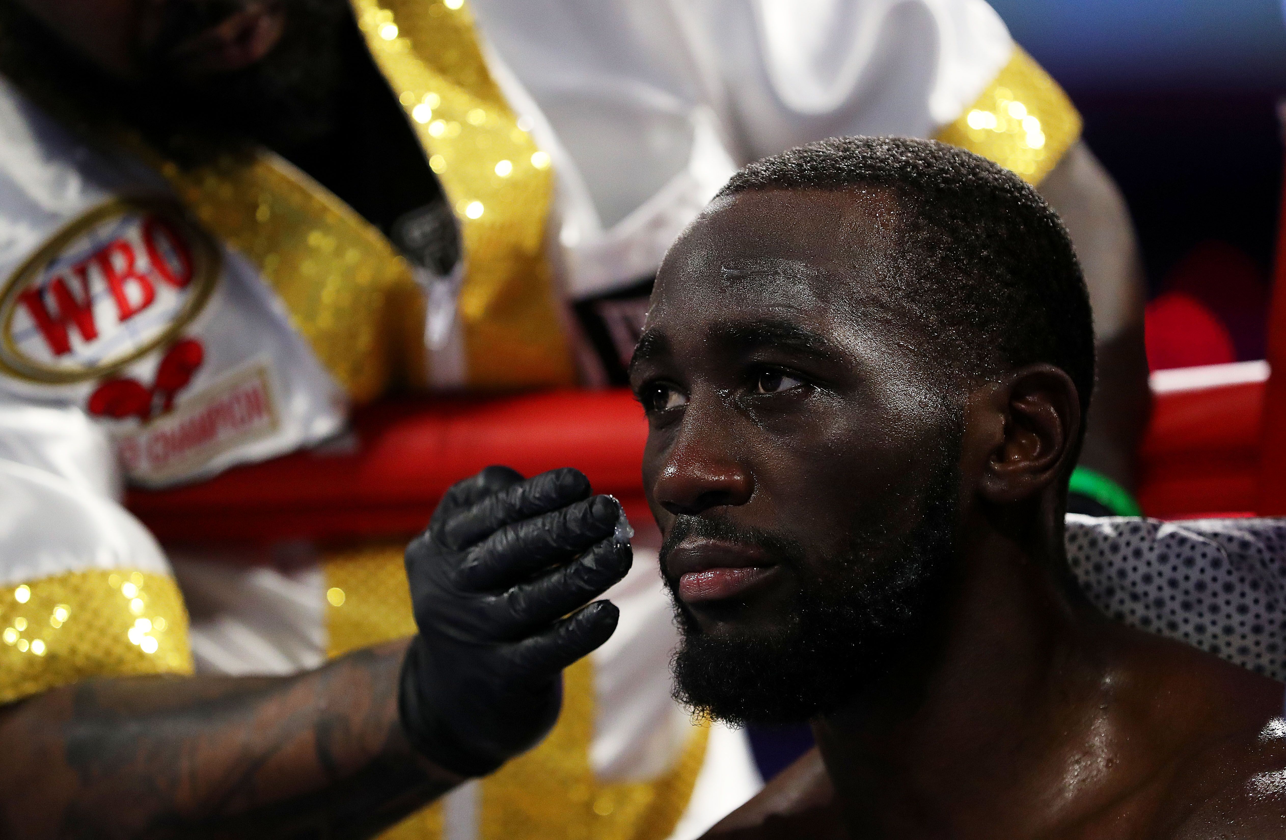 ¿Le Trae Ganas? El Campéon Invicto Terence Crawford Tira Un Jab A ...