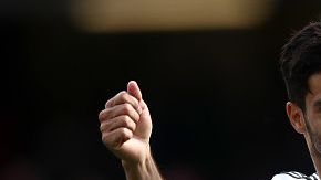 Raúl Jiménez llegó a 13 goles en su primera temporada en la Premier League