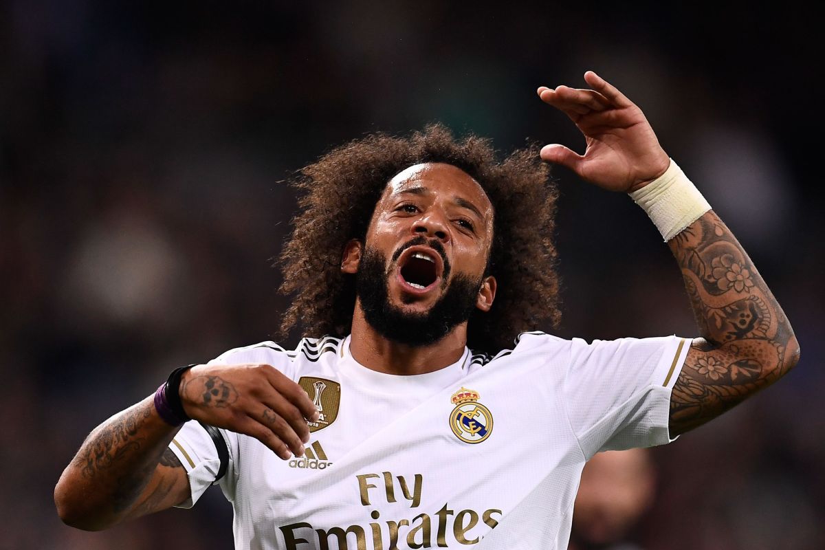 Marcelo fue expulsado por derribar a un rival durante la prórroga del partido entre el Elche y el Real Madrid. 