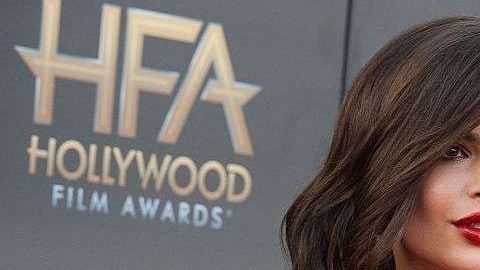 Emily presumió su escultural figura.