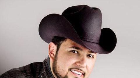 Roberto Tapia.