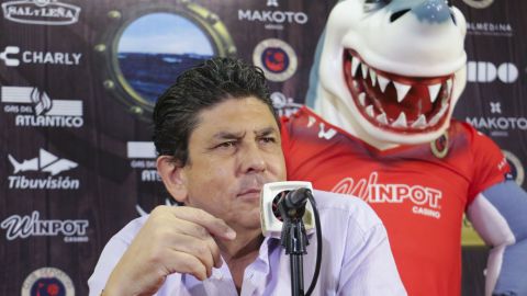La Federación Mexicana de Futbol (Femexfut) informó que el dueño del equipo Fidel Kuri tienen hasta la medianoche para pagar los adeudos a los jugadores.