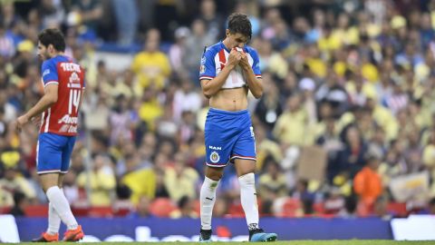 Josecarlos Van Rankin es uno de los jugadores que no entran en los planes de Chivas para el Clausura 2020.
