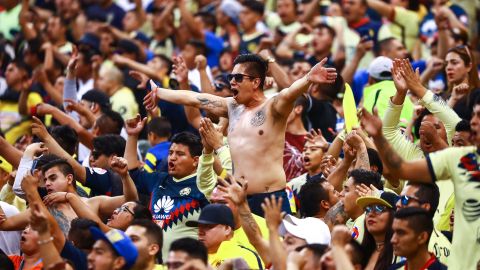 El Estadio Azteca con lleno total para este encuentro.