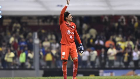 Guillermo Ochoa busca levantar un nuevo título con el América.