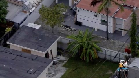 Los bomberos están investigando las causas del incendio.
