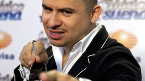 Larry Hernández