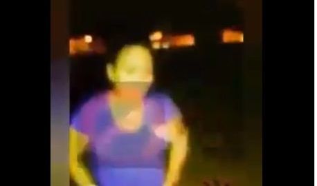 Le dan varios tiros en la cabeza.