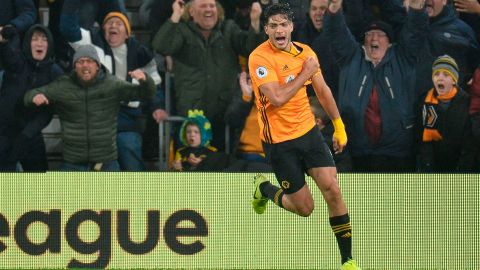 Wolverhampton posee 30 unidades en el séptimo puesto por detrás de Tottenham y ManU.