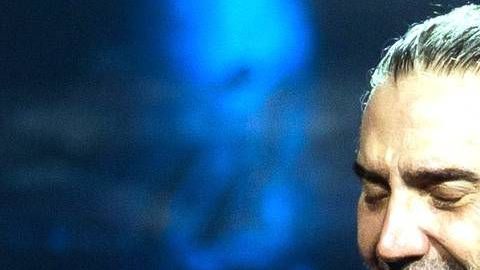 Alejandro Fernández.