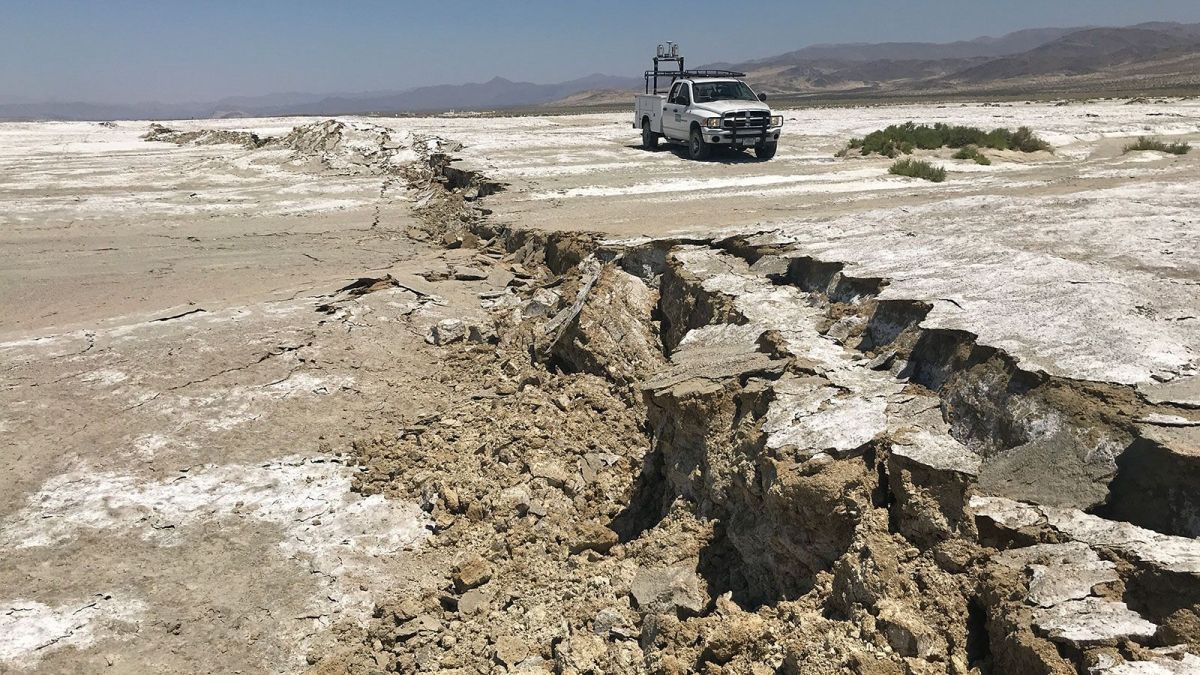Tiembla en California registran un sismo de magnitud 3.4 cerca de
