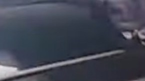 El momento en que lo retiraban del vehículo.