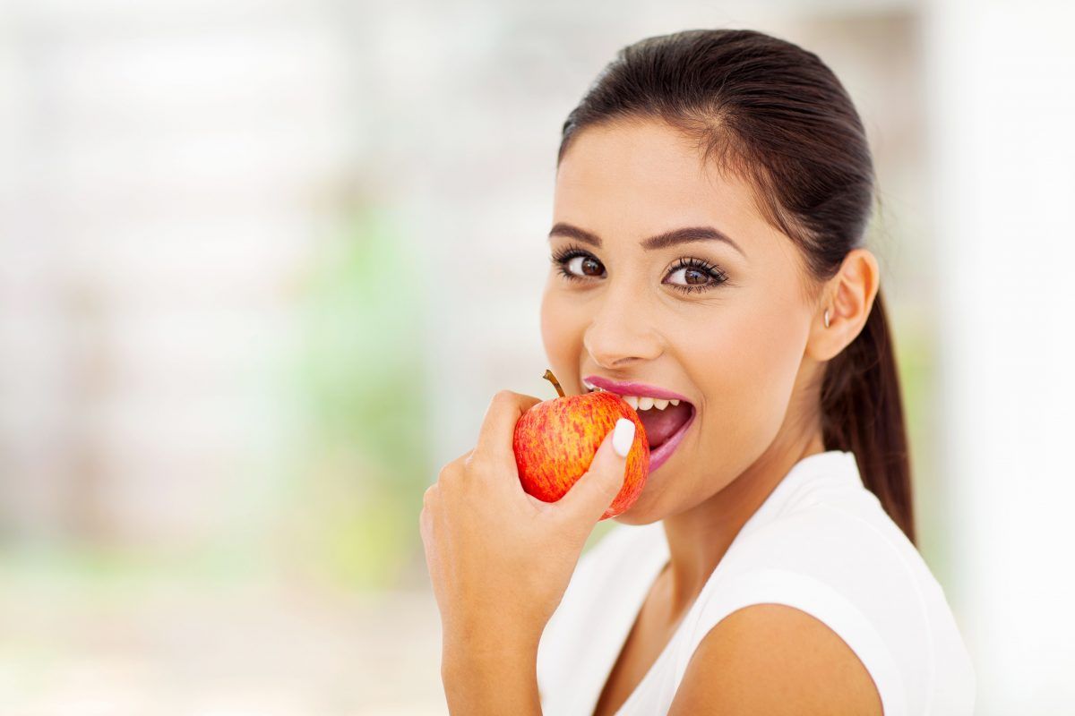 7 Beneficios De Comer Una Manzana Al Día - El Diario NY