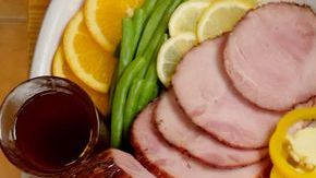 La cena navideña es una costumbre que se deriva de las tradiciones católicas.