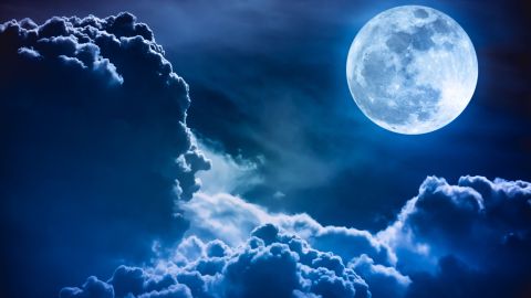 La "Luna fría" marca el inicio del invierno.