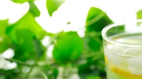 Se recomienda la ingesta de 75 gramos de limón congelado, para obtener sus beneficios nutricionales y medicinales en su totalidad.