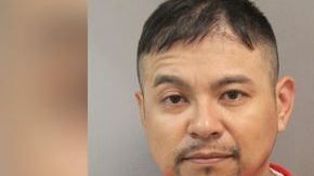 El acusado se encuentra en la cárcel del Condado Harris.