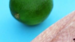 squably tacos with lemon